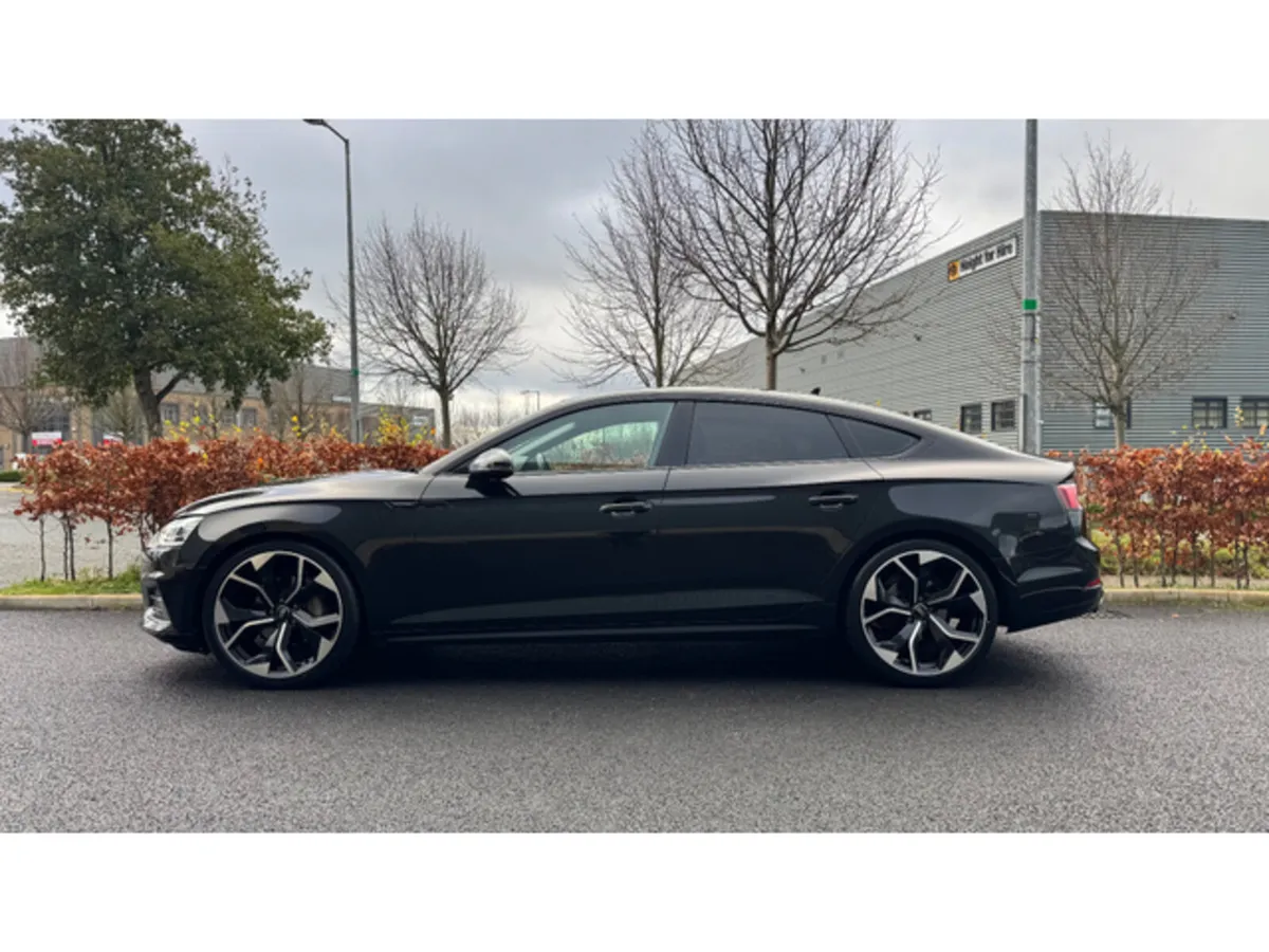 Audi A5 2.0TDI AUTO  SPORT - Image 2