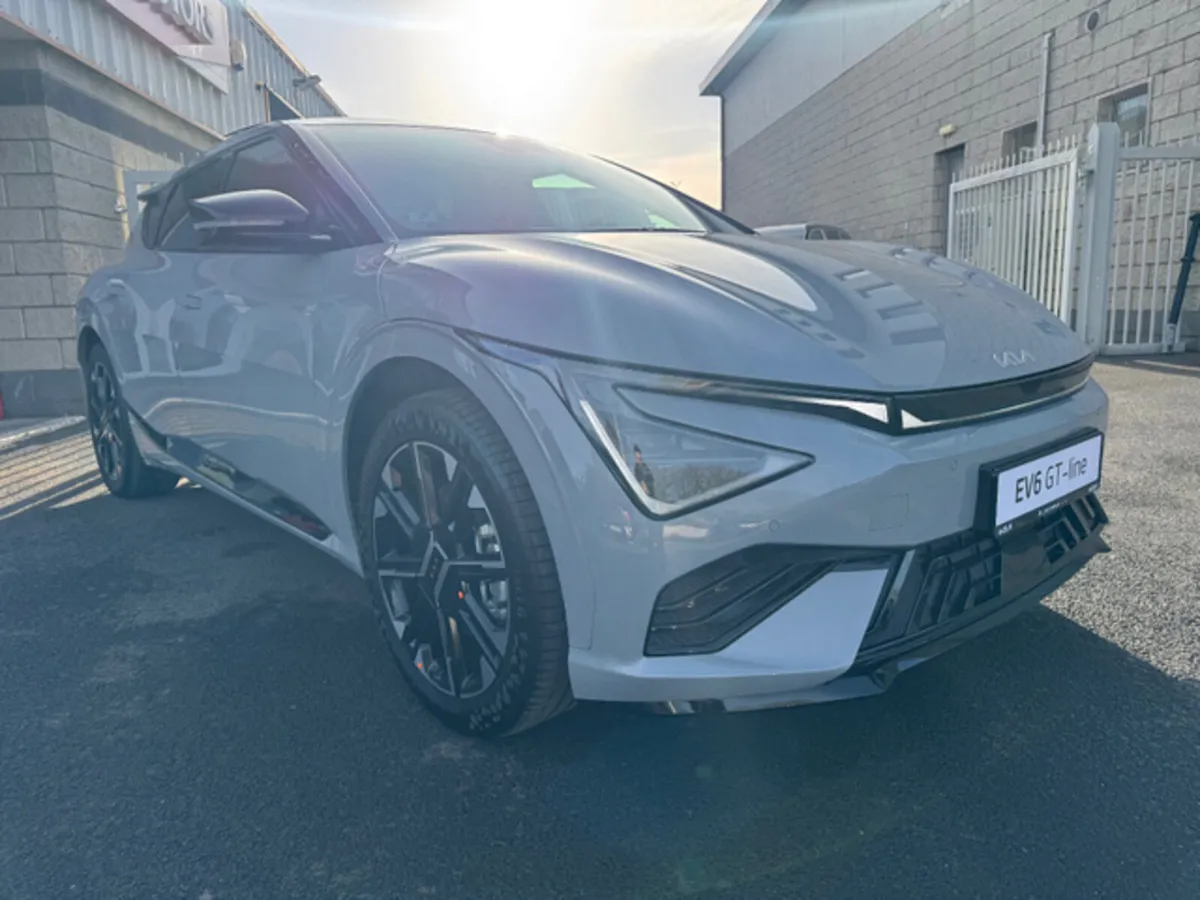 Kia EV6 GT Line***0% APR , €500 SuperValu Voucher - Image 3