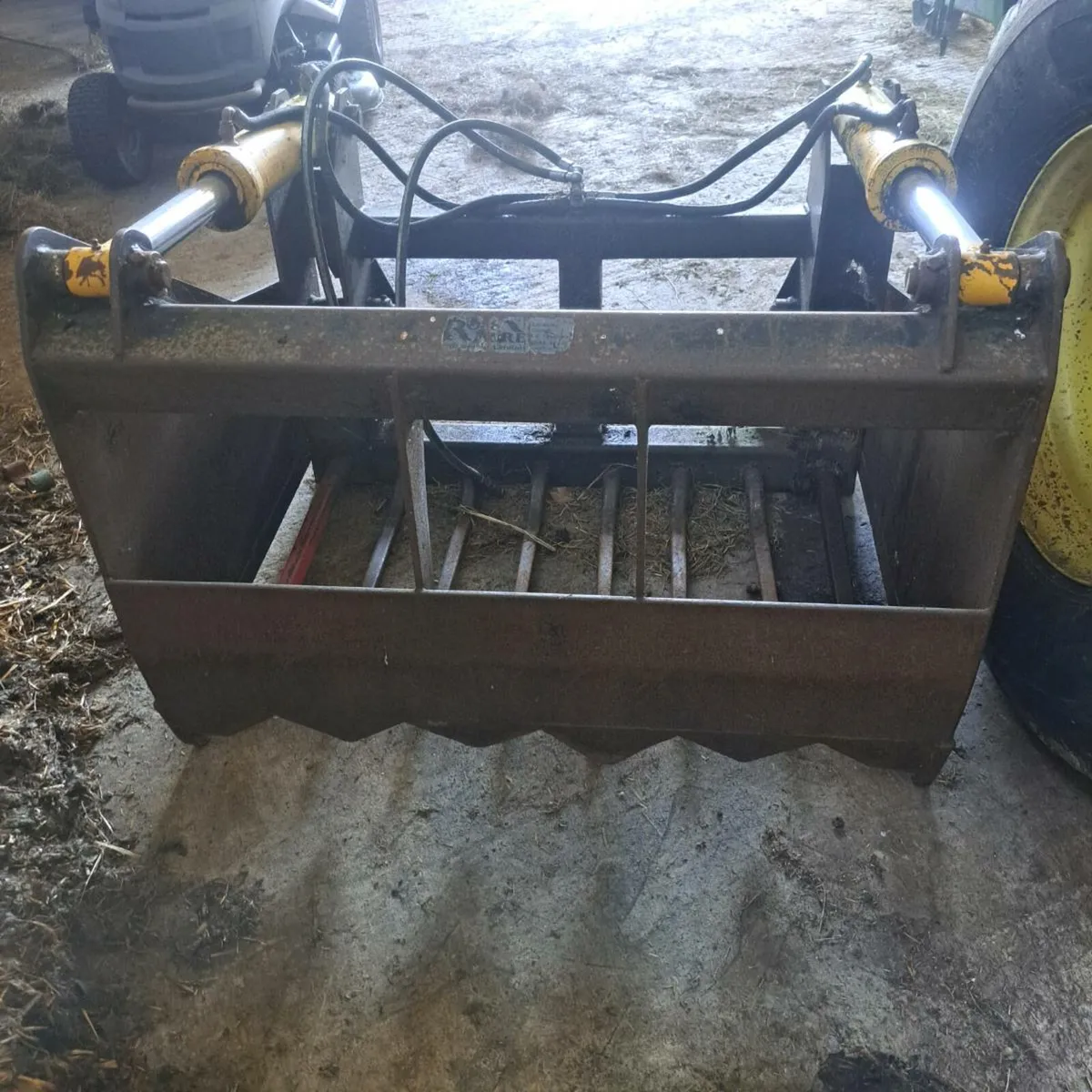 Sheer gràb - Image 1