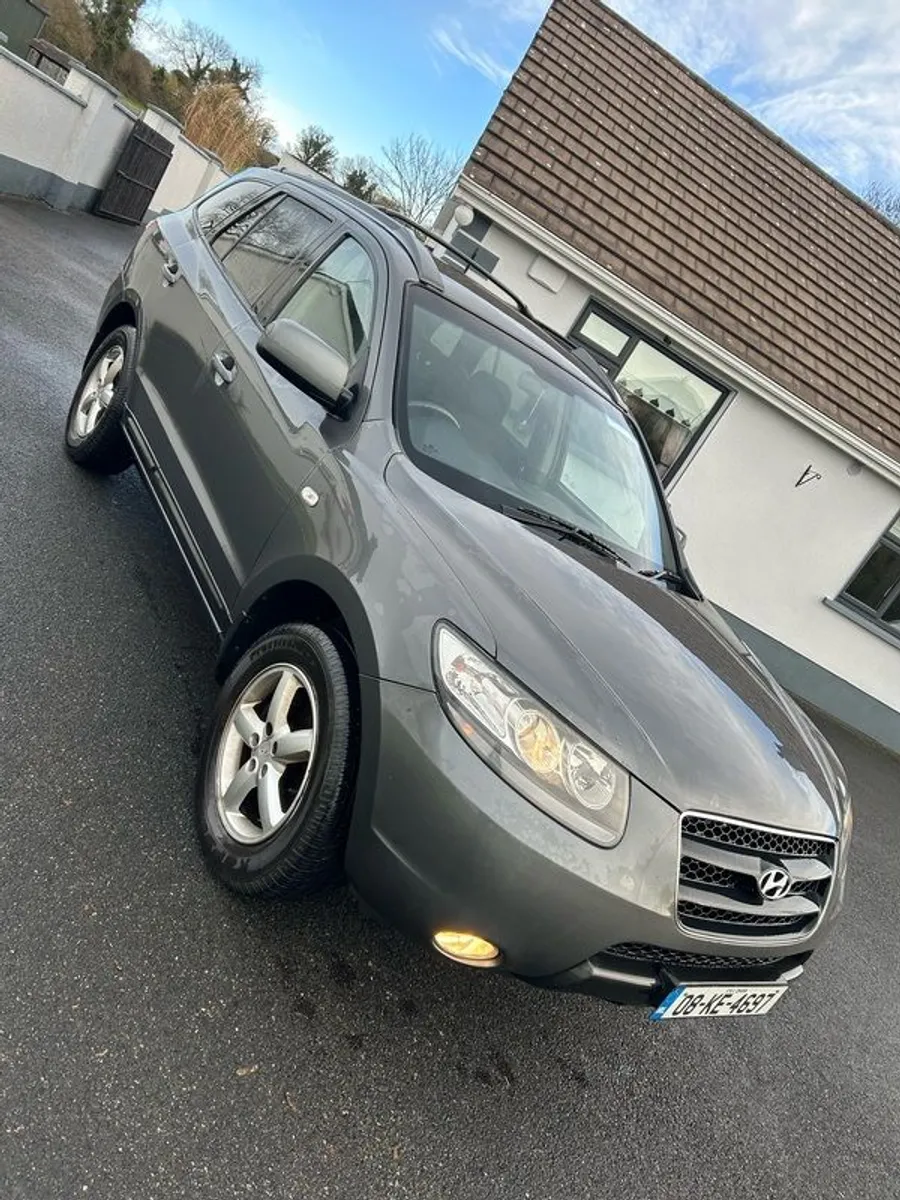 2008 Hyundai Santa Fe - Image 1