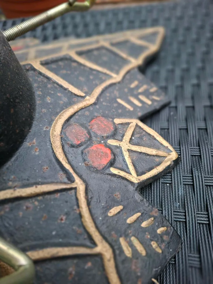 Nice Vintage Heavy Cast Iron Christmas Tree Stand - Image 4