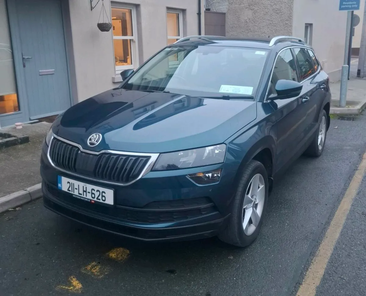SKODA KAROQ - Image 4