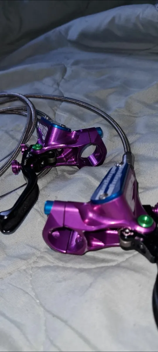 Hope tech 3v4 purple custom - Image 1