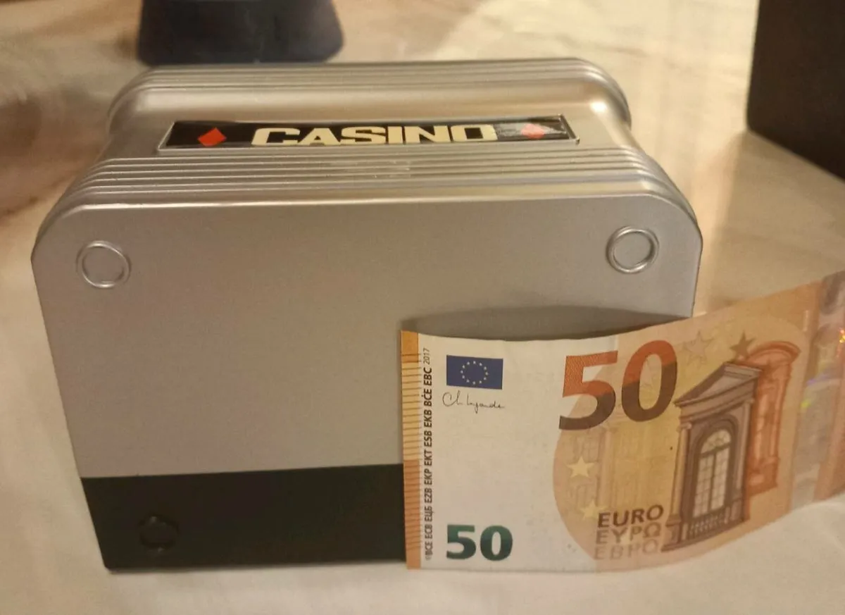 7 in 1 Ultimate Casino, new, D18 post 10e, talking - Image 4