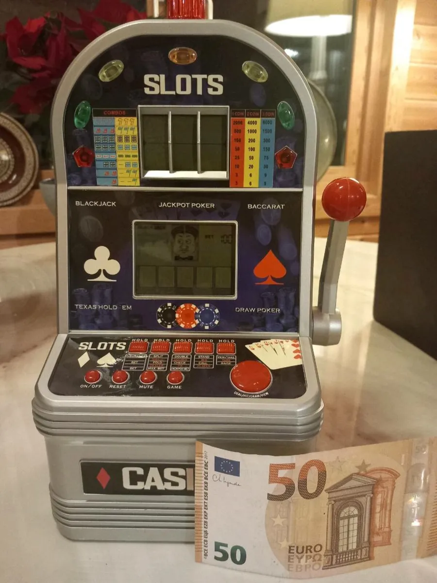 7 in 1 Ultimate Casino, new, D18 post 10e, talking - Image 1