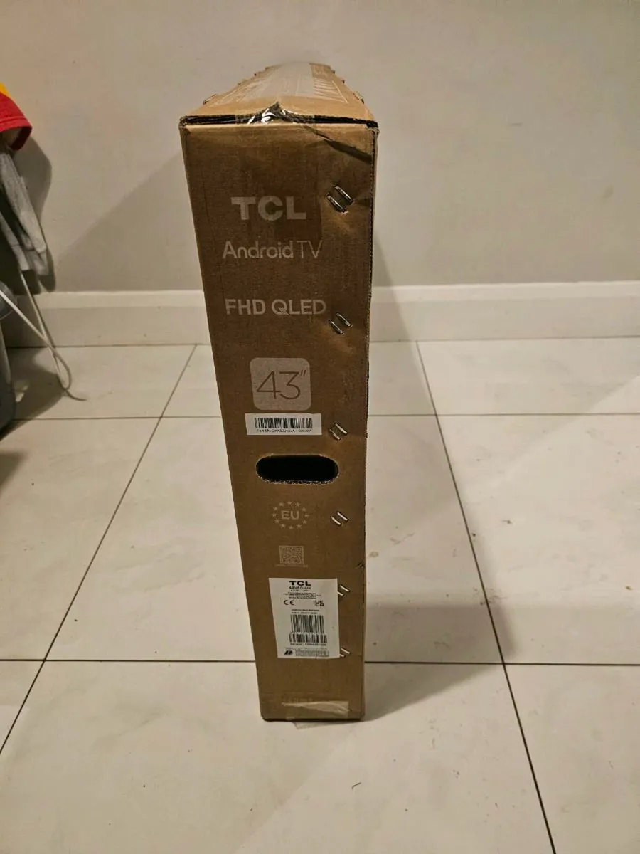TCL 43" QLED FHD Smart TV - Image 3