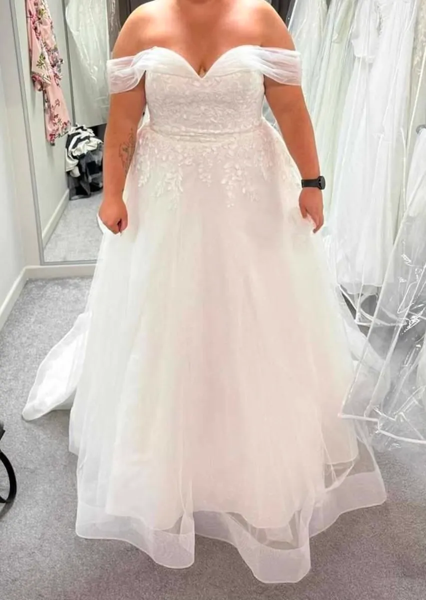 Ivory Wedding Dress WED2BE - Image 4