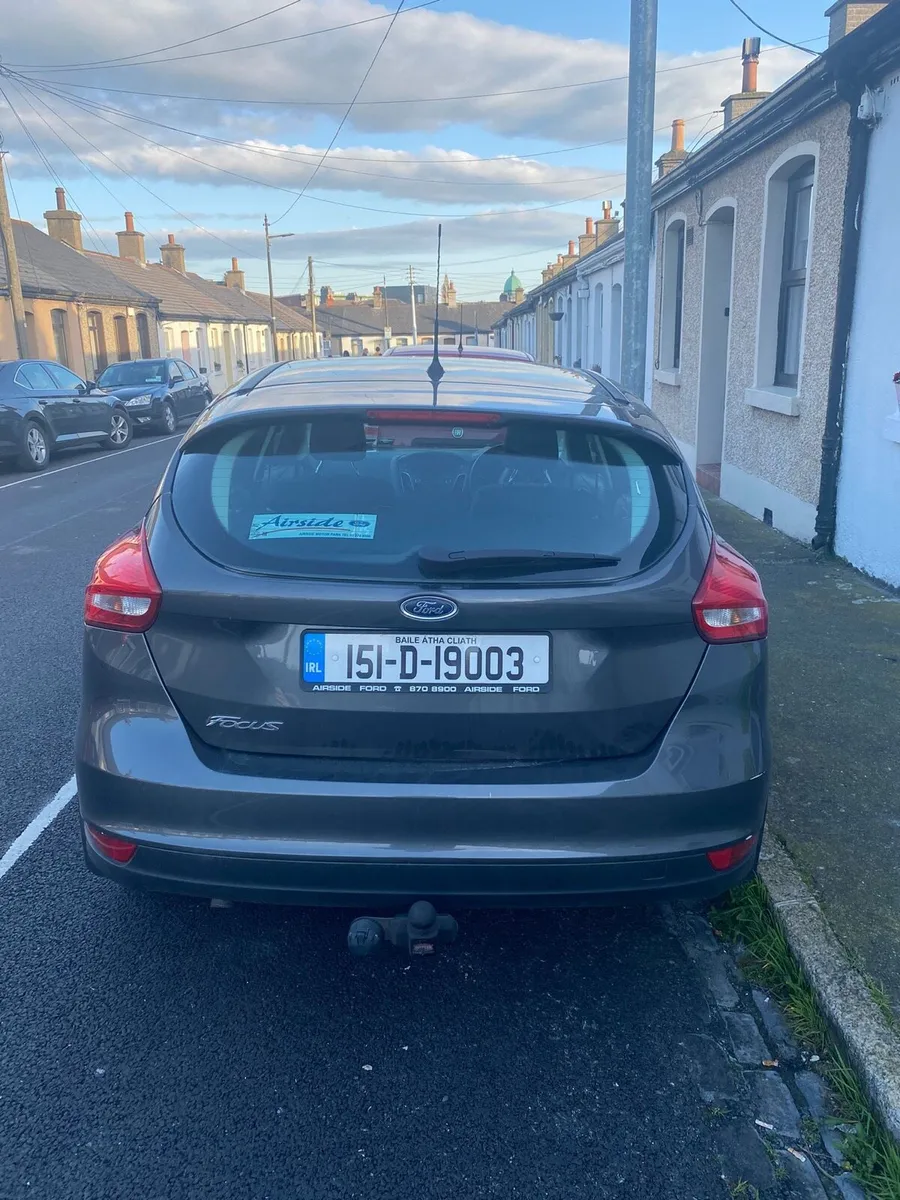 151 Ford focus low mileage. QUICK SALE REQUIRED - Image 3