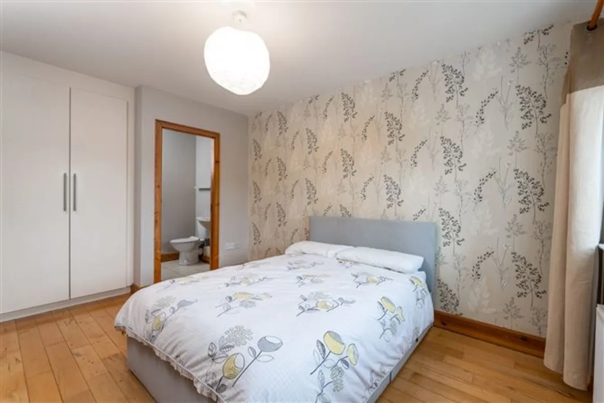 Double Bed - Image 2