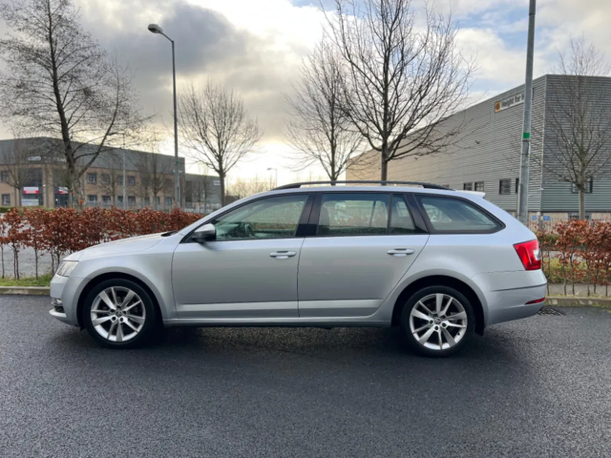 Skoda Octavia SE 1.6 TDI DSG *FRESH NCT* - Image 2