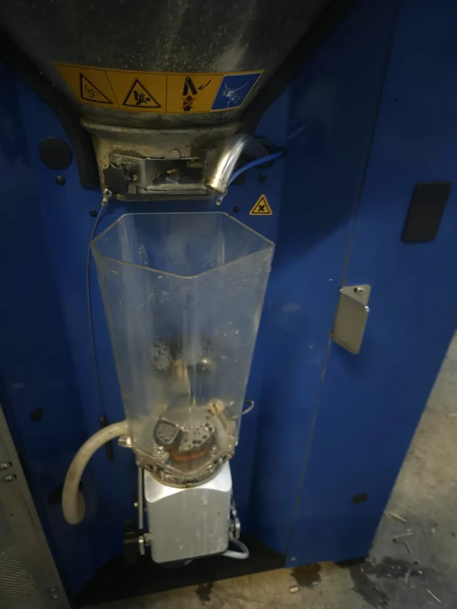 Delaval Calf Feeder - Image 3