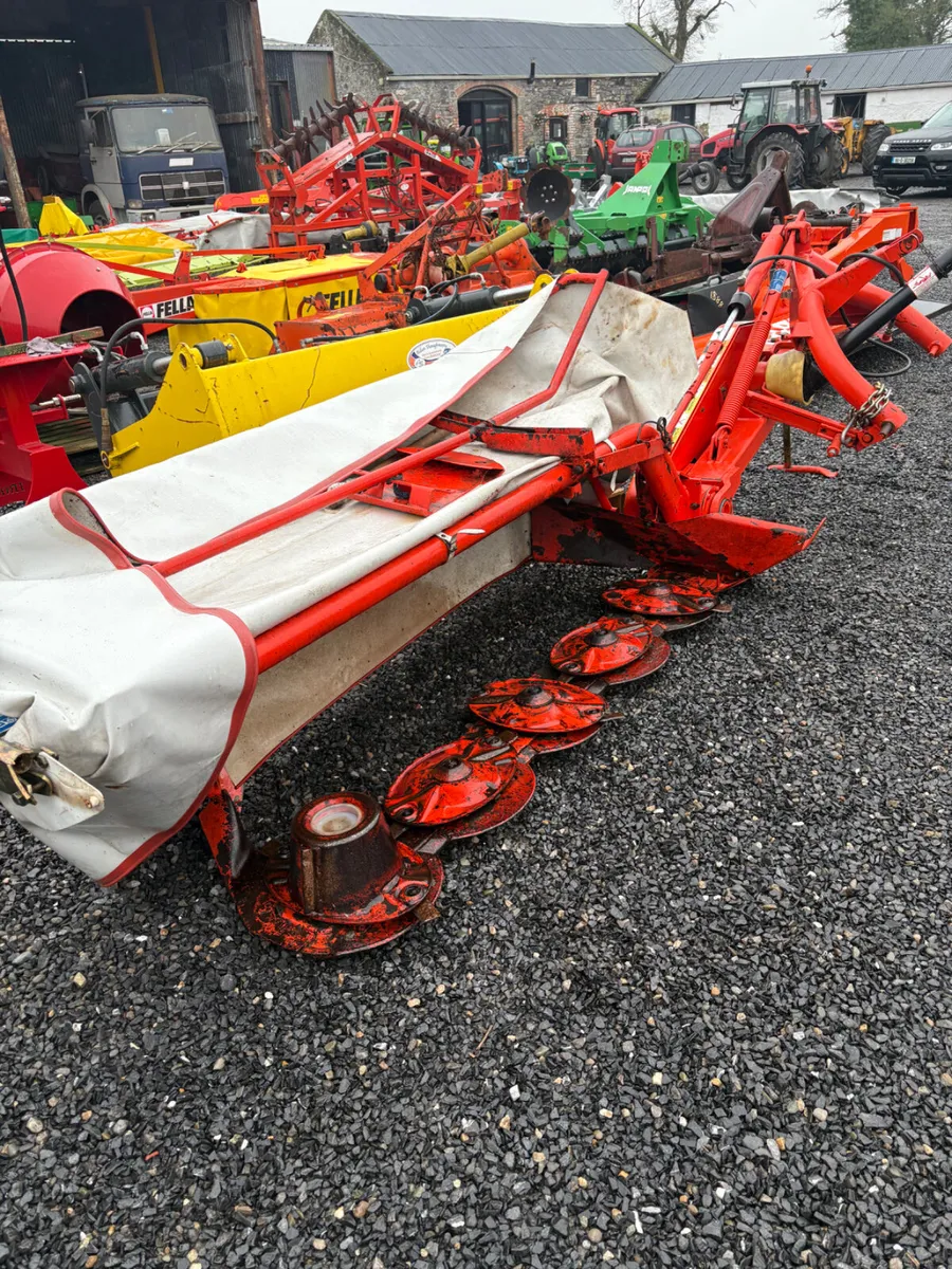 Kuhn Disc Mower - Image 1