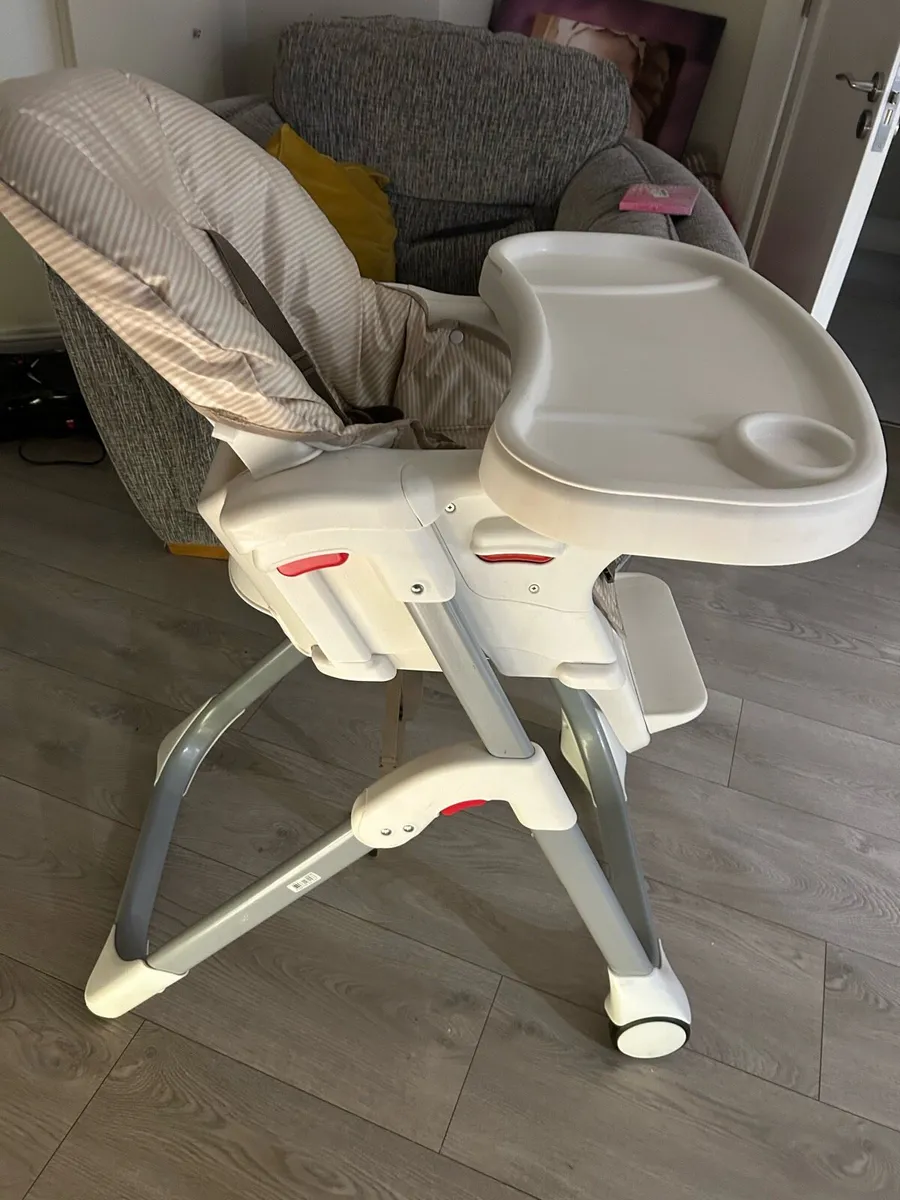 Second hand Swift Fold Graco High Chair - Image 2