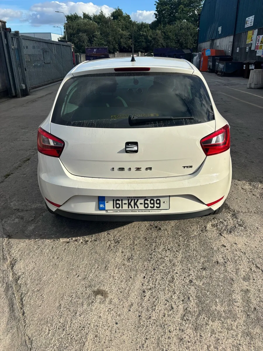 Seat Ibiza car - Image 3