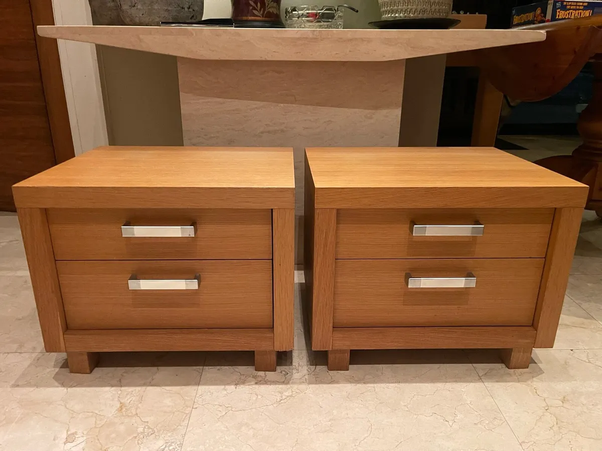 As New -Exquisite Matching Pair Of Bedside Lockers - Image 1