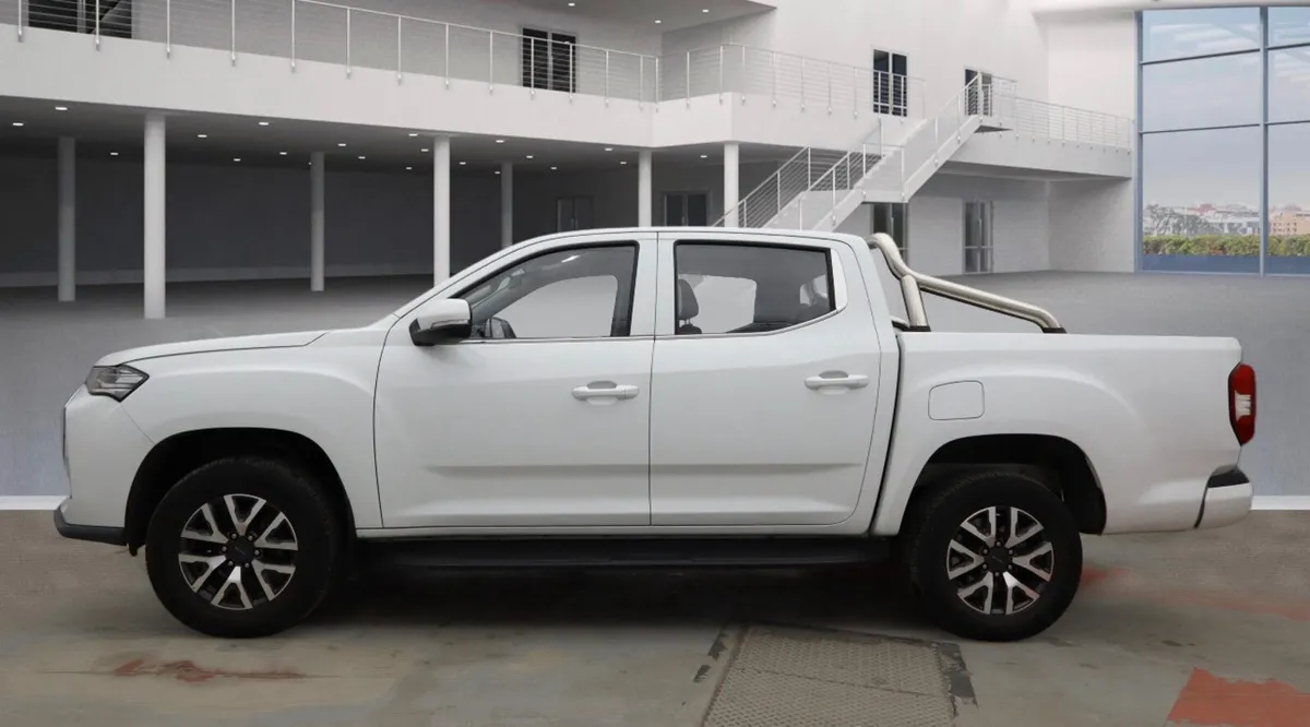 2023 Maxus T90EV Elite 88Kwh Crewcab - Image 3