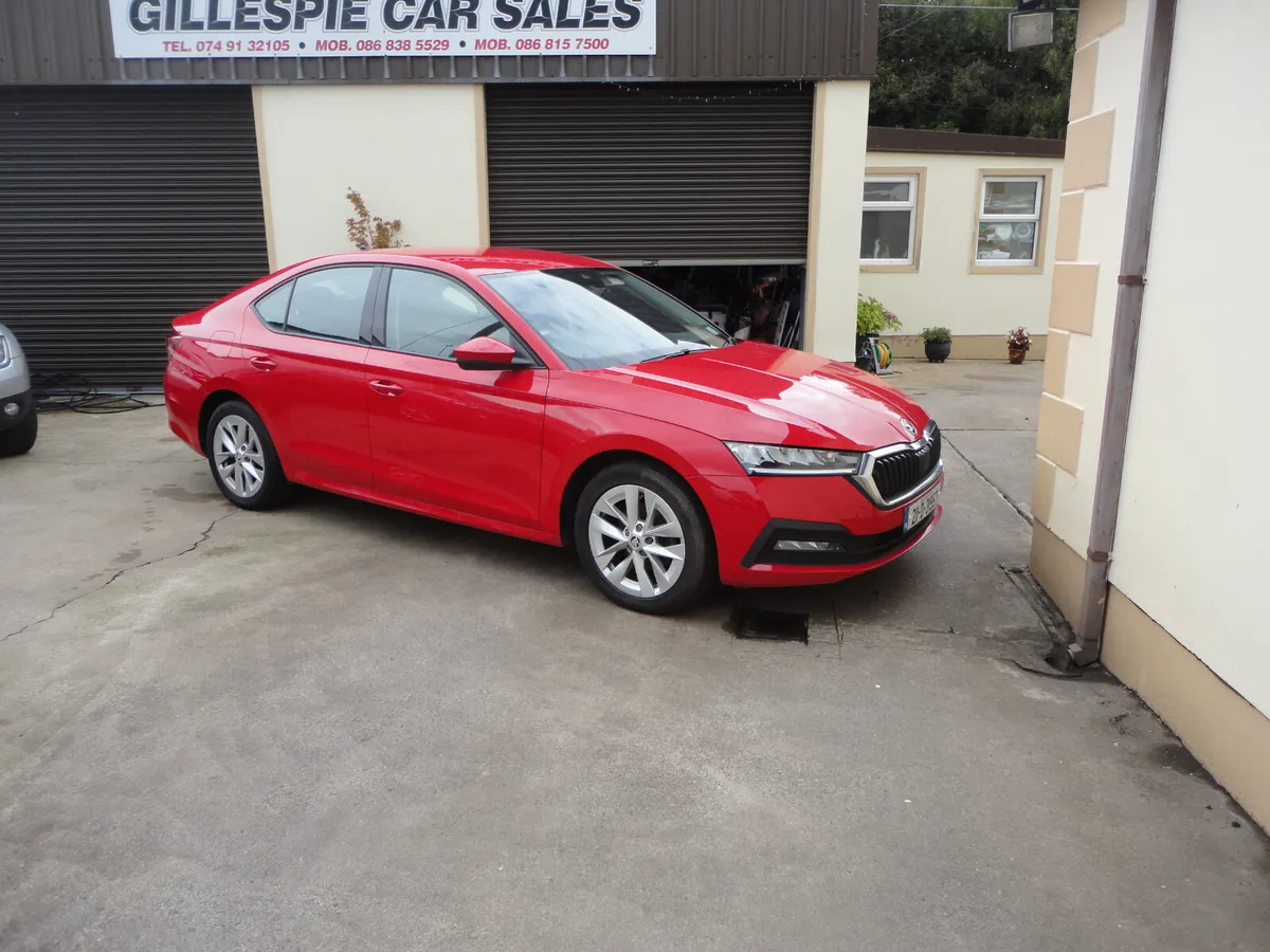 2021 Skoda Octavia AMB 2.0tdi 115HP 5DR - Image 2