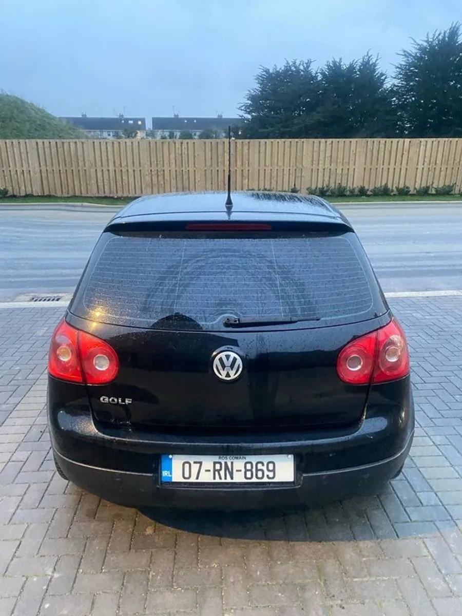 2007 Volkswagen Golf - Image 4