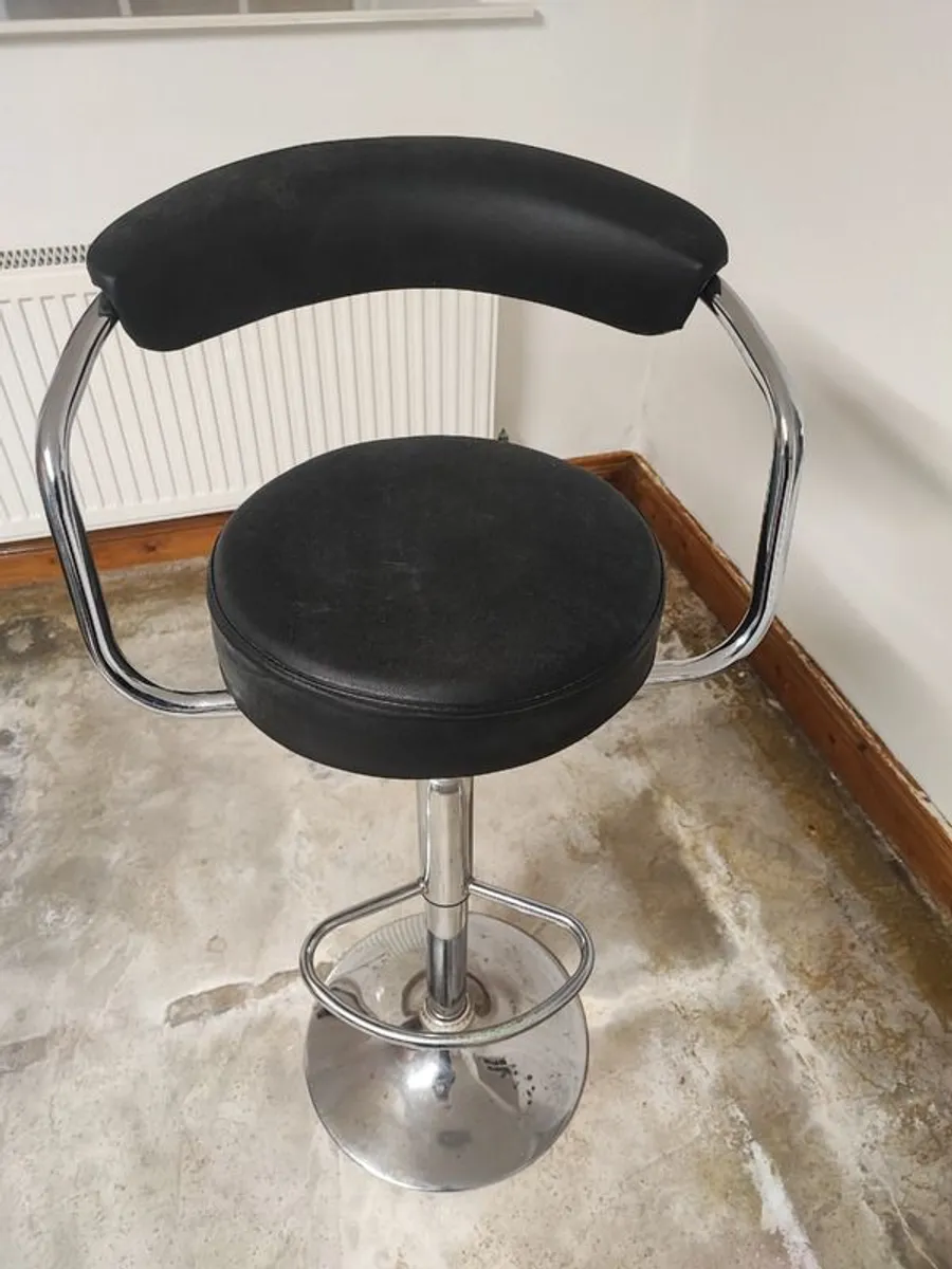 Swivel Bar/Kitchen stools - Image 1