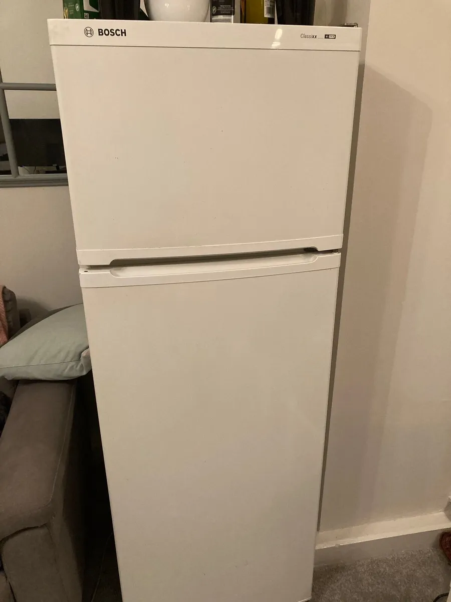 Fridge freezer