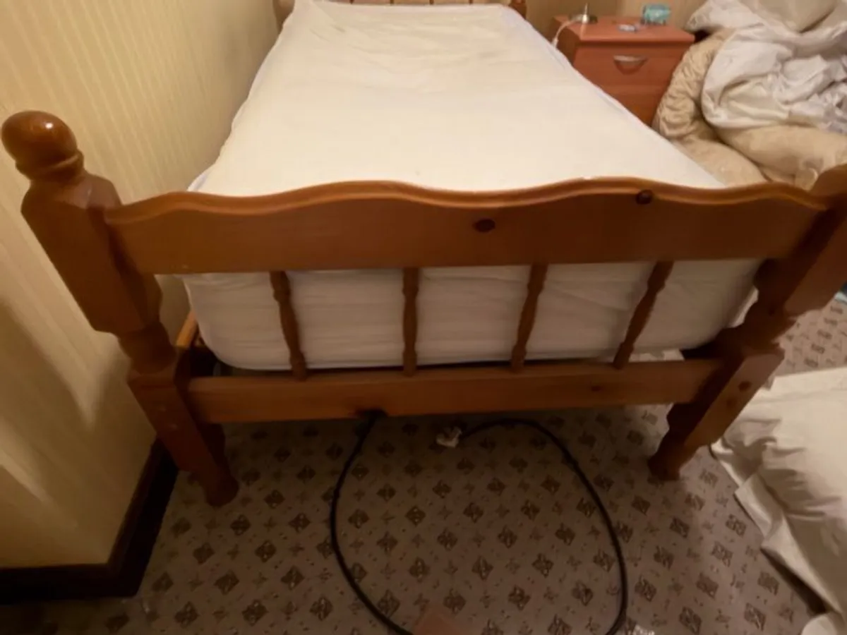 Single Pine bed - Image 1