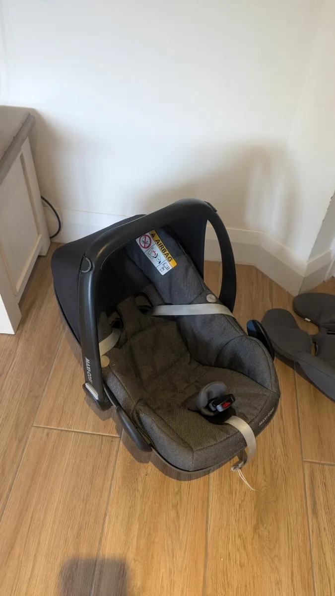 UppaBaby Travel System - Image 2