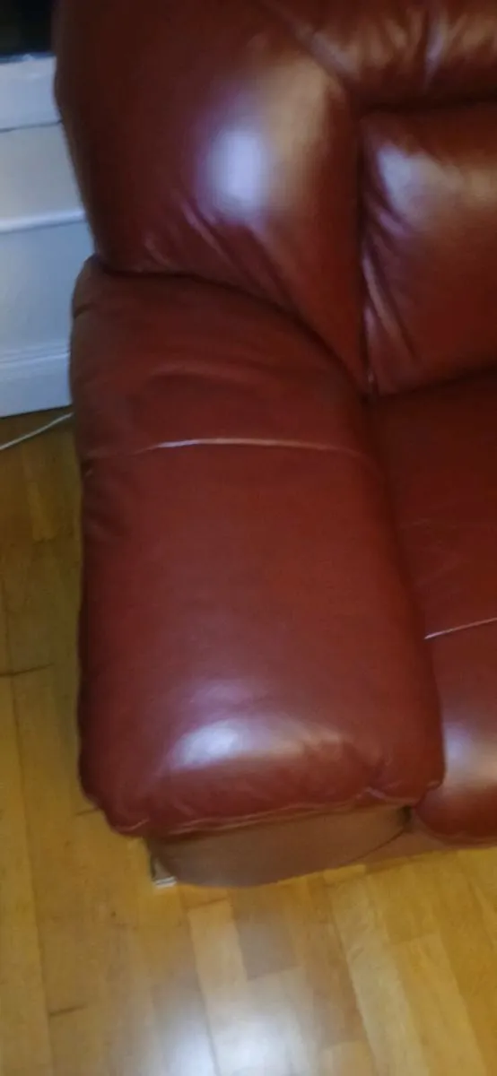 Red leather - Image 4