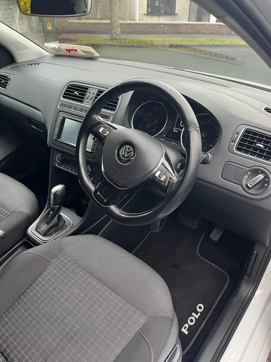 Volkswagen Polo 2017 - Image 4