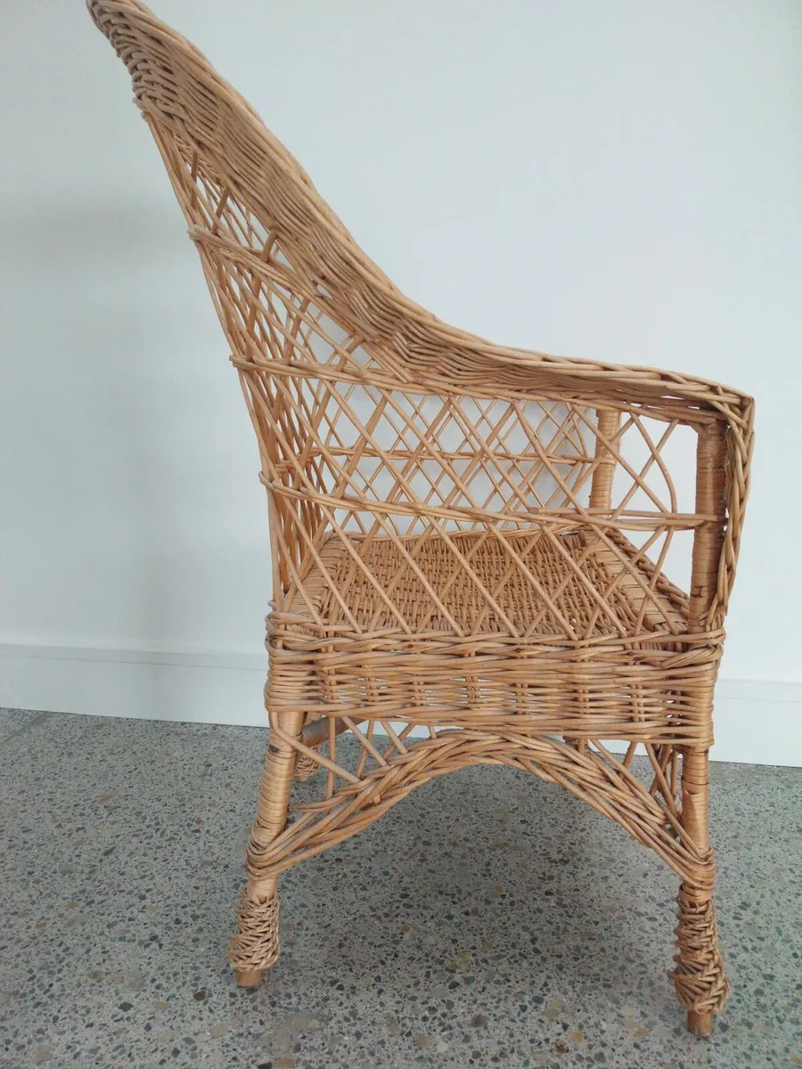 Vintage Wicker Chair - Image 2