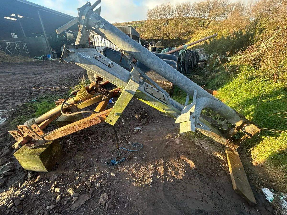 Major adjatator - Image 1