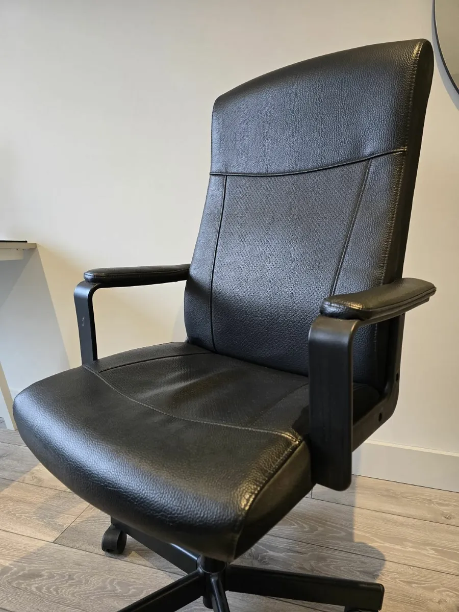 Office chair - Image 2