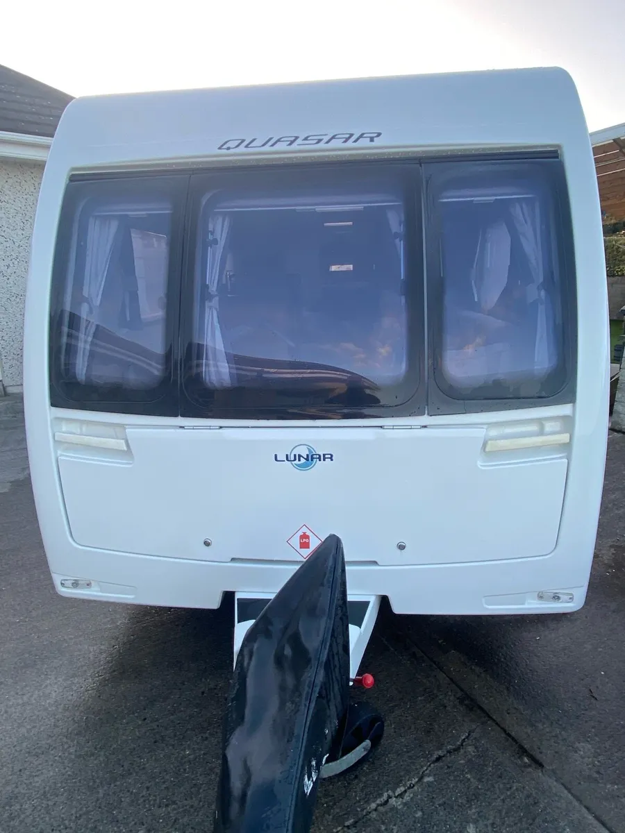4 Berth Lunar Quasar 674 - Image 1