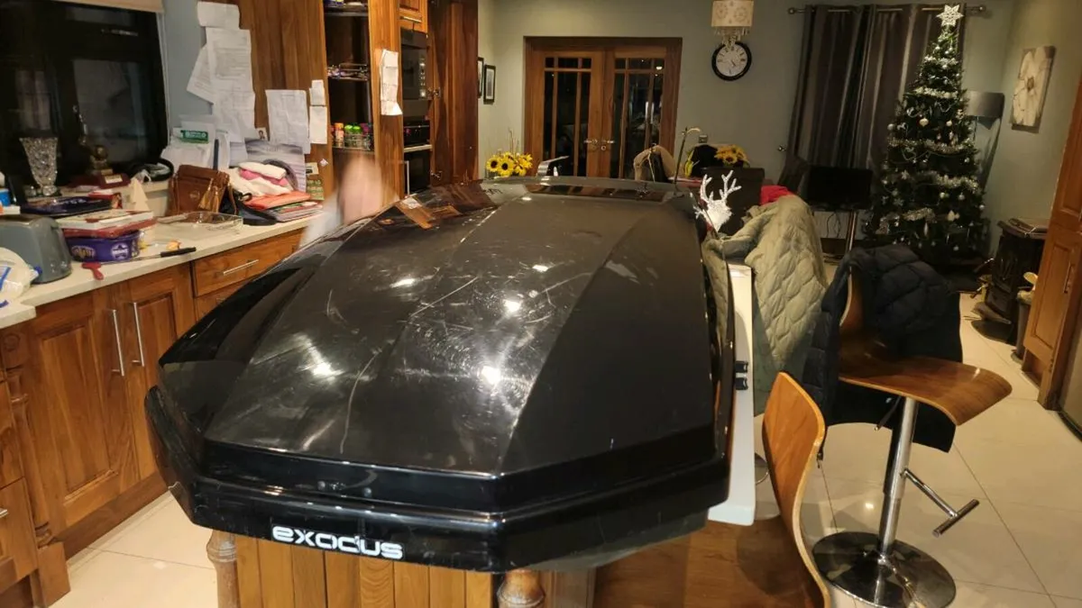 Car Roof box - Image 2