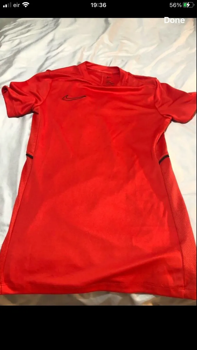 Boys Nike teeshirt size XS €5 - Image 2