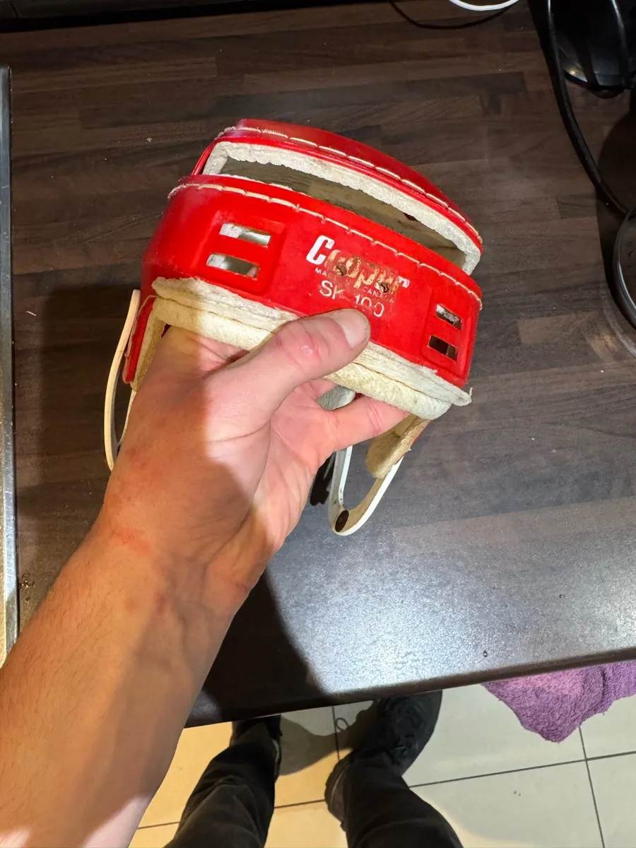 Red oldstyle cooper - Image 1