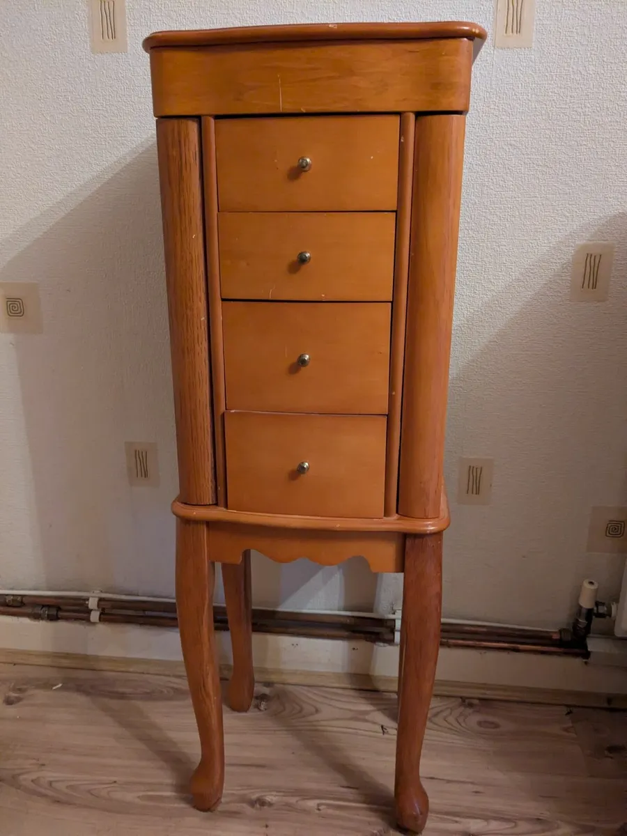 Mirrored Fliptop Jewelry Chest - Image 2