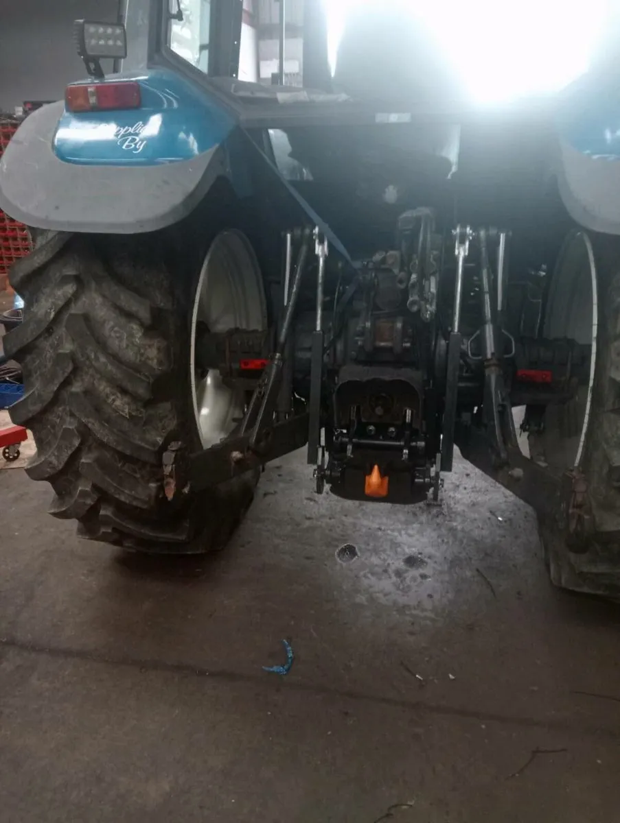 New holland 8340 - Image 4