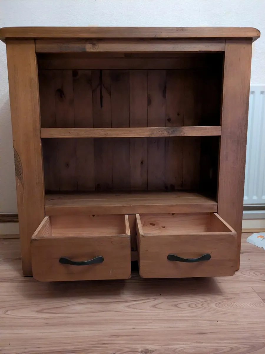 Beautiful Solid Wood Oak Bookcase - Image 2