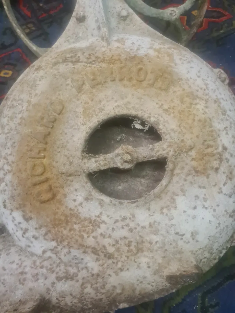 Cast iron blower bellows - Image 2