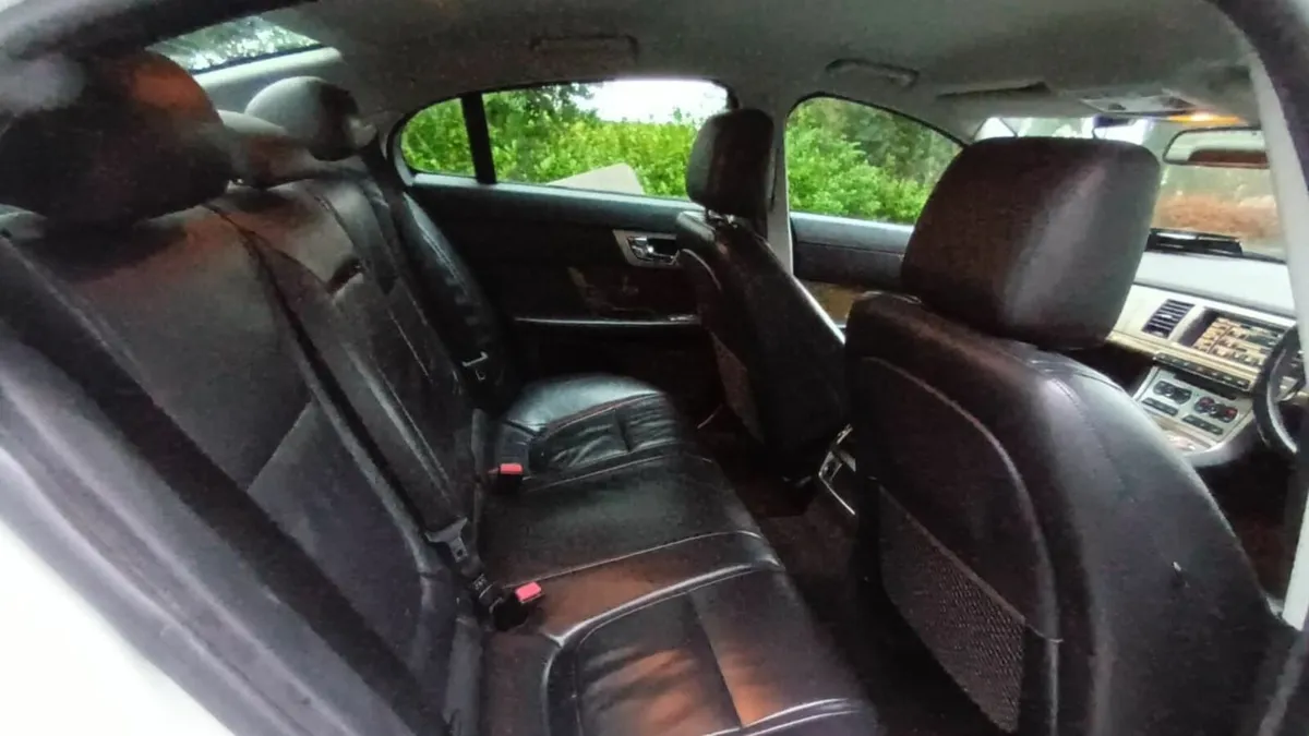 Jaguar XF 2012 2.2D Portfolio 200hp Automatic - Image 2