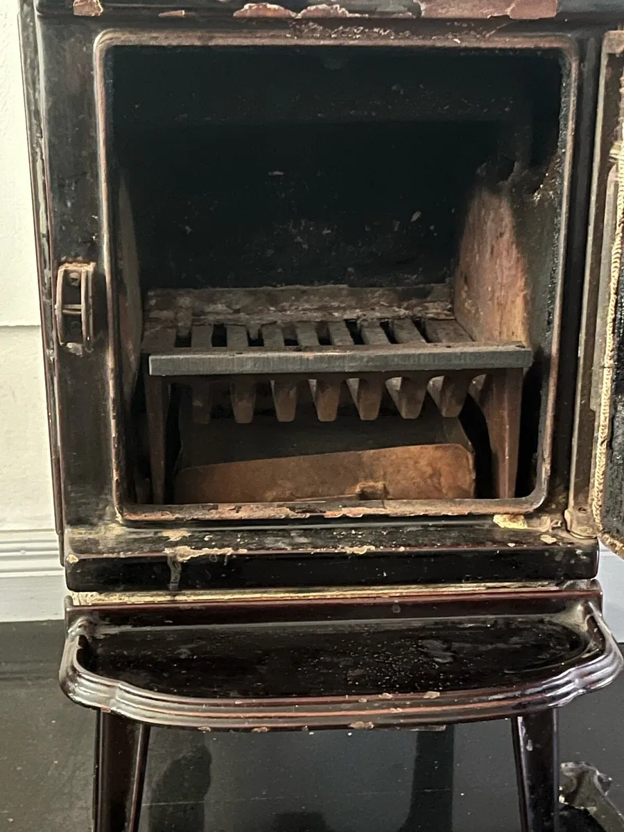 Vintage Tara Stanley Stove - Image 2