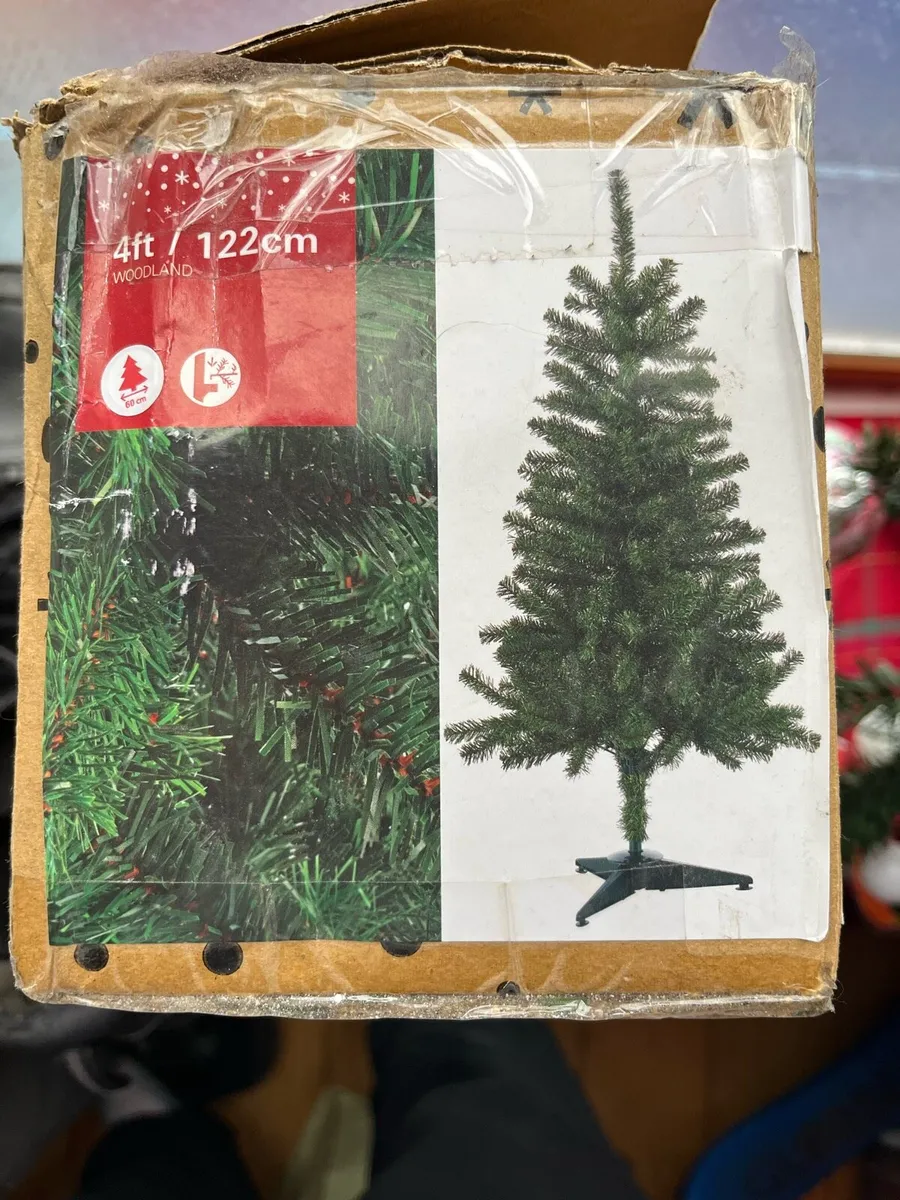 Free artificial Christmas tree 120cm / 4ft