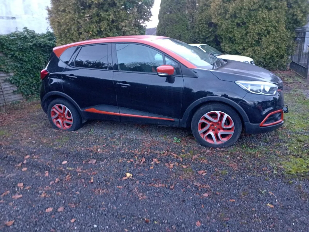 Renault Captur 1.2 Automatic 2015 - Image 2