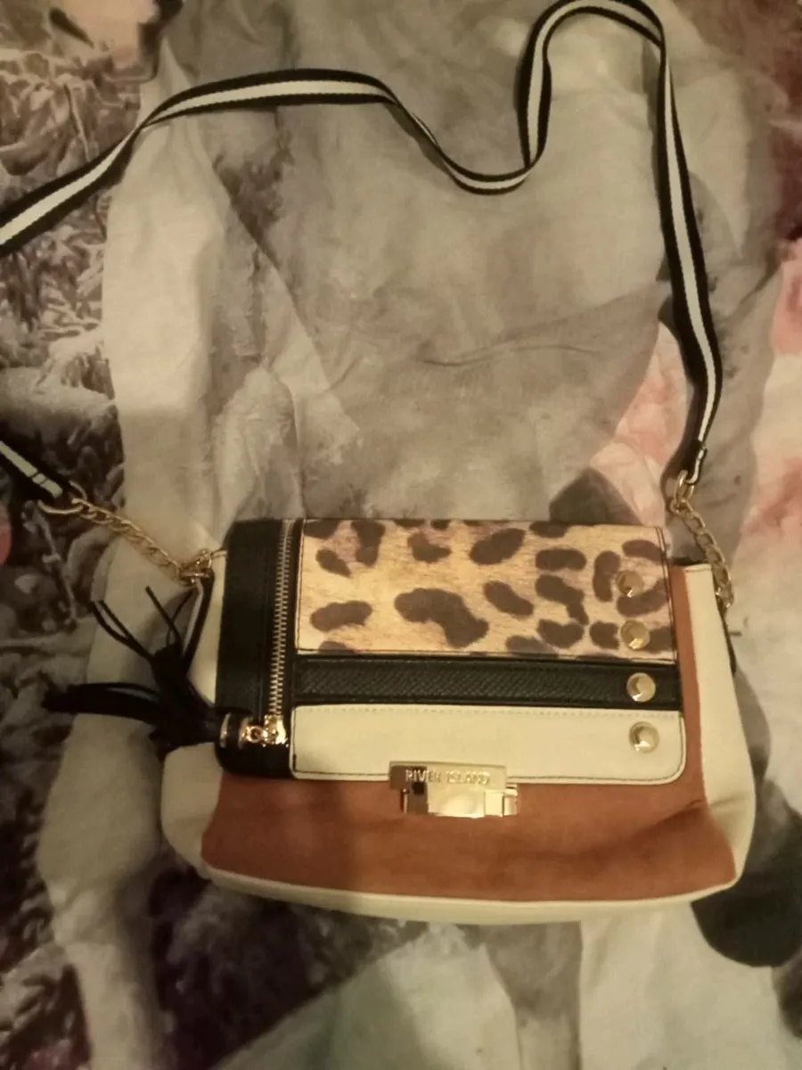 River island crossbody bag - Image 1