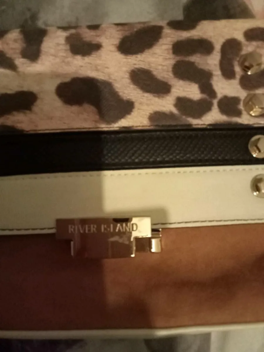 River island crossbody bag - Image 2