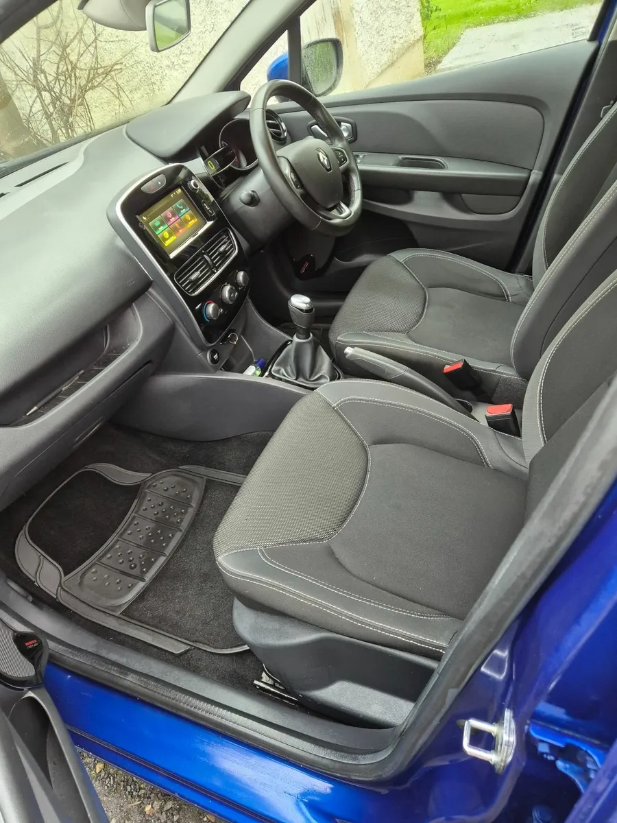 Renault Clio 2019 - Image 3