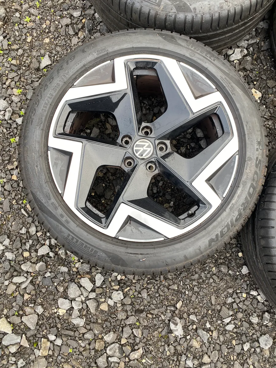 19inch VW tiguan alloy wheels and tyres - Image 2