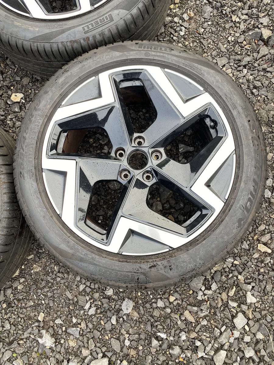 19inch VW tiguan alloy wheels and tyres - Image 3