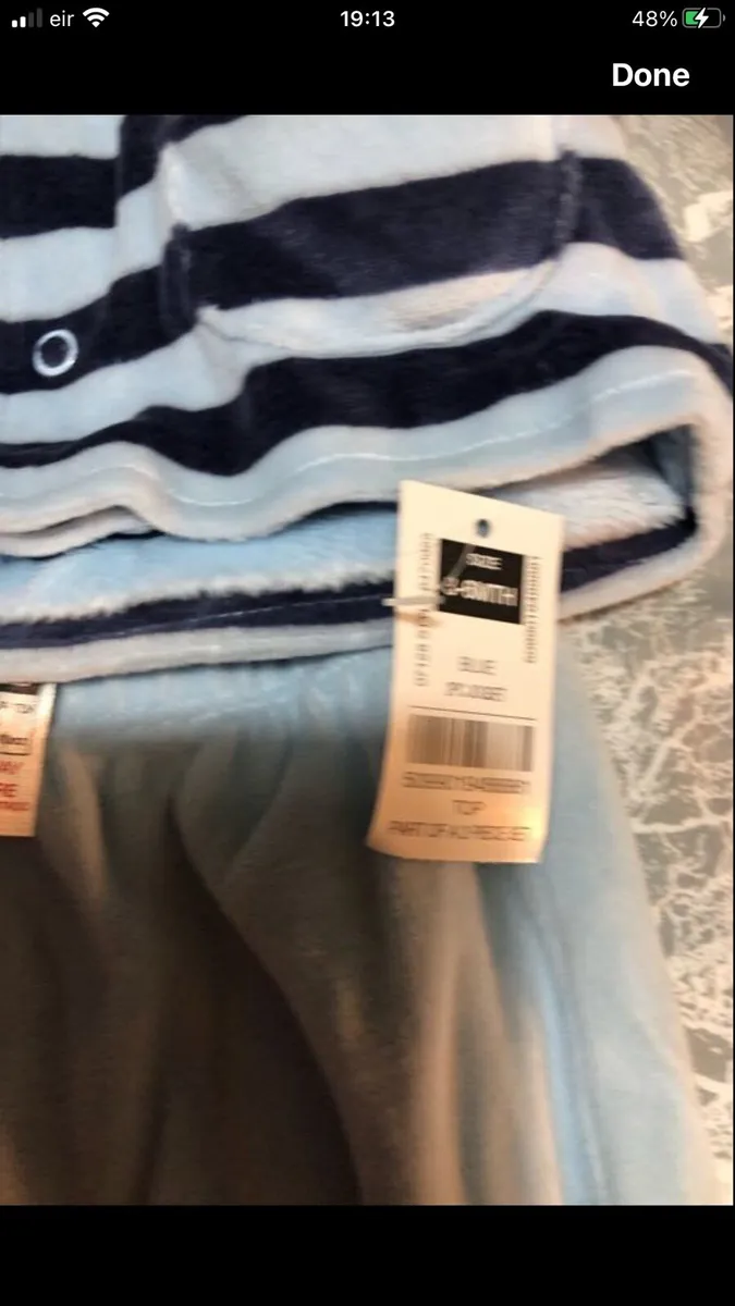 Boys BNWT two piece suit 3/6 mths €8 - Image 3