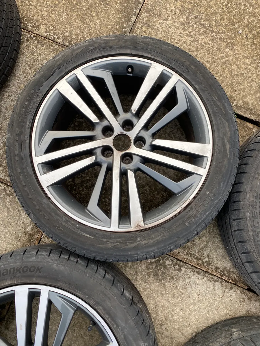 20inch Audi q5 alloy wheels and tyres - Image 3